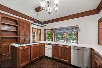 6415 River Chase Circle, Sandy Springs, GA 30328 - Photo 13