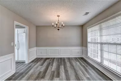 9210 Friarbridge Drive, Suwanee, GA 30024 - Photo 5