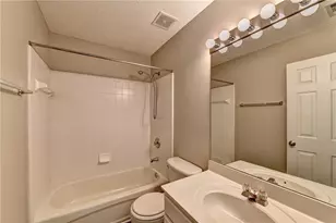 9210 Friarbridge Dr, Suwanee, GA 30024 - Photo 41