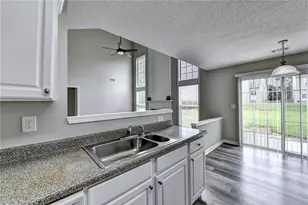 9210 Friarbridge Dr, Suwanee, GA 30024 - Photo 23