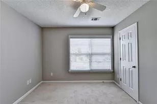 9210 Friarbridge Dr, Suwanee, GA 30024 - Photo 39