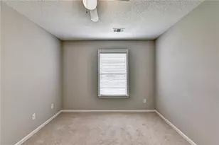 9210 Friarbridge Dr, Suwanee, GA 30024 - Photo 37