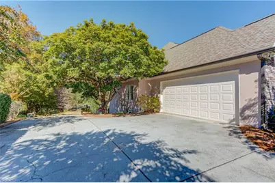380 Fairway Circle, Monroe, GA 30656 - Photo 5