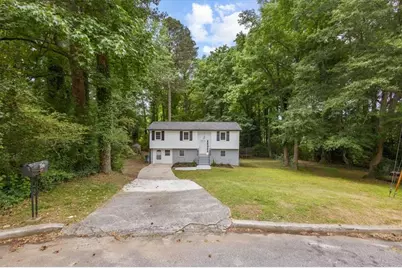 394 Burr Oak Court, Lawrenceville, GA 30046 - Photo 5