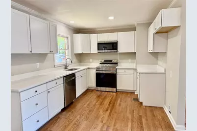 234 N 5th Avenue, Winder, GA 30680 - Photo 11