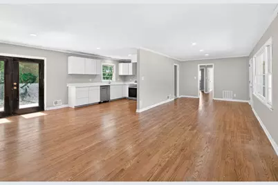 234 N 5th Avenue, Winder, GA 30680 - Photo 13