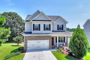 270 Village Brooks Dr, Pendergrass, GA 30567 - Photo 1