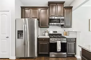 525 Coral, Marietta, GA 30064 - Photo 7