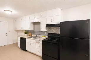 3166 Sandusky Dr, Decatur, GA 30032 - Photo 3