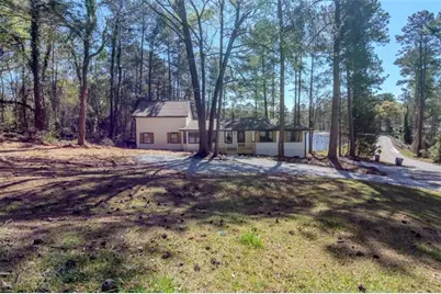 2541 Winding Lake Trail, Conyers, GA 30012 - Photo 3