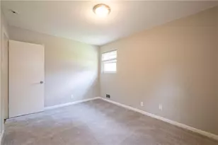 2660 Beacon Dr, Atlanta, GA 30349 - Photo 17