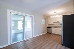 2660 Beacon Dr, Atlanta, GA 30349 - Photo 31
