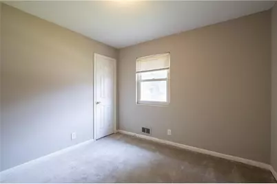 2660 Beacon Drive, Atlanta, GA 30349 - Photo 7