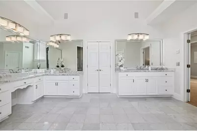12135 Helleri Hollow, Johns Creek, GA 30005 - Photo 23