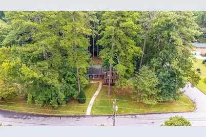 3921 Woburn Drive, Tucker, GA 30084 - Photo 3