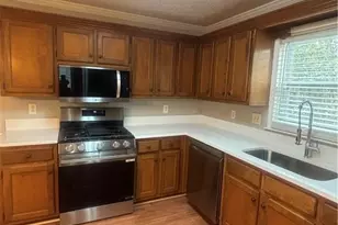 1135 Burning Bush Dr, Loganville, GA 30052 - Photo 19