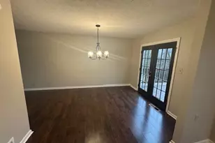 1129 Guernsey Dr, Lawrenceville, GA 30043 - Photo 5