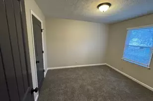 1129 Guernsey Dr, Lawrenceville, GA 30043 - Photo 11