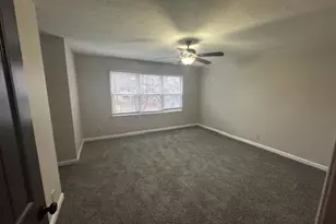1129 Guernsey Dr, Lawrenceville, GA 30043 - Photo 9