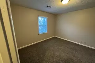 1129 Guernsey Dr, Lawrenceville, GA 30043 - Photo 13