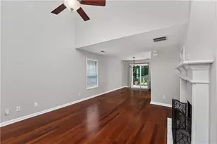 514 Parkstone Ln, Woodstock, GA 30189 - Photo 3