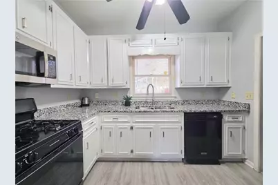 1426 Cambridge Common, Decatur, GA 30033 - Photo 3