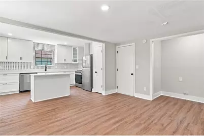 5641 Clifton Place, Stone Mountain, GA 30087 - Photo 11
