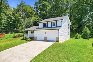 5641 Clifton Pl, Stone Mountain, GA 30087 - Photo 3