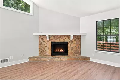 5641 Clifton Place, Stone Mountain, GA 30087 - Photo 7