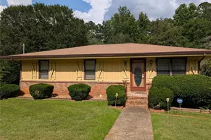 109 7th Street St, Carrollton, GA 30117 - Photo 1