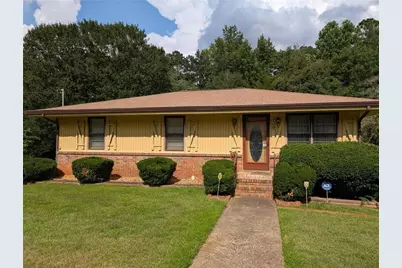109 7th Street, Carrollton, GA 30117 - Photo 1