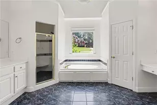 2697 Mayfield Dr, Lawrenceville, GA 30043 - Photo 21