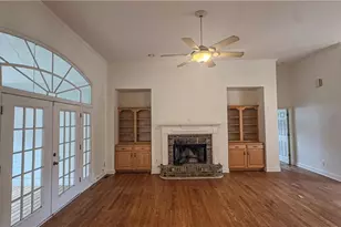 2697 Mayfield Dr, Lawrenceville, GA 30043 - Photo 7
