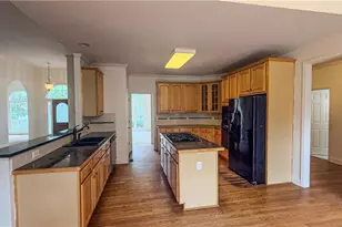 2697 Mayfield Dr, Lawrenceville, GA 30043 - Photo 11