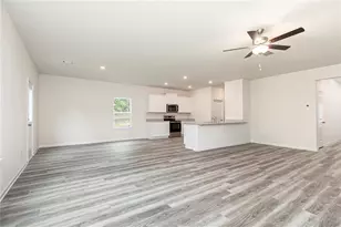 393 Sand Dune Way, Conyers, GA 30013 - Photo 3