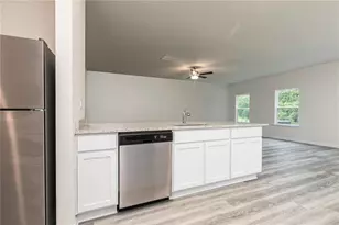 393 Sand Dune Way, Conyers, GA 30013 - Photo 7