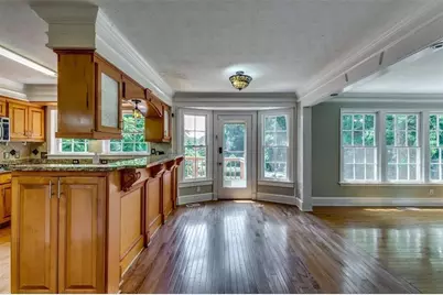 6963 Whispering Oaks Court, Stone Mountain, GA 30087 - Photo 7