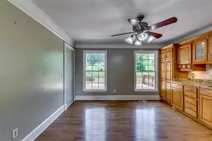 6963 Whispering Oaks Ct, Stone Mountain, GA 30087 - Photo 13