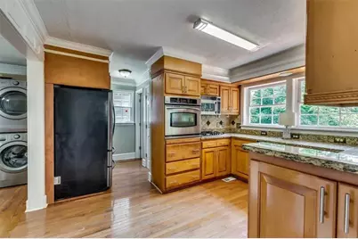 6963 Whispering Oaks Court, Stone Mountain, GA 30087 - Photo 11