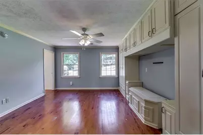 6963 Whispering Oaks Court, Stone Mountain, GA 30087 - Photo 17