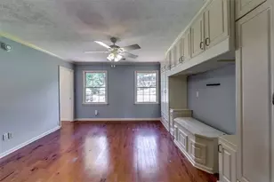 6963 Whispering Oaks Ct, Stone Mountain, GA 30087 - Photo 17