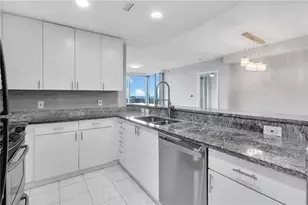 3338 Peachtree Rd NE, Atlanta, GA 30326 - Photo 11