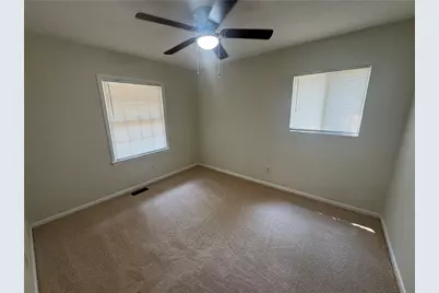 8497 Stonewall Jackson Drive, Jonesboro, GA 30238 - Photo 17