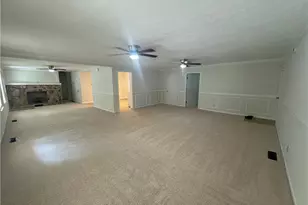 8497 Stonewall Jackson Dr, Jonesboro, GA 30238 - Photo 15