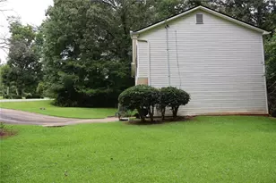 8748 Jenkins Rd, Douglasville, GA 30187 - Photo 3