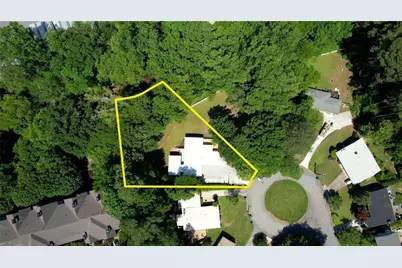 2143 Melante Drive, Atlanta, GA 30324 - Photo 35