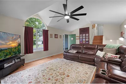 154 Honeysuckle Drive SE, Calhoun, GA 30701 - Photo 11