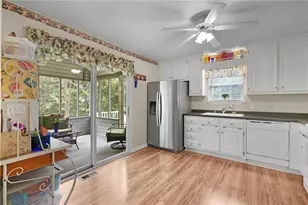 154 Honeysuckle Dr SE, Calhoun, GA 30701 - Photo 15