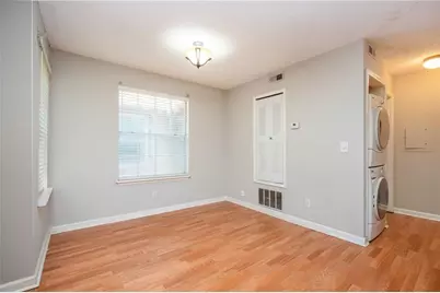 915 Wentworth Court, Johns Creek, GA 30022 - Photo 9