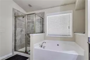 13374 Canary Ln, Alpharetta, GA 30004 - Photo 21